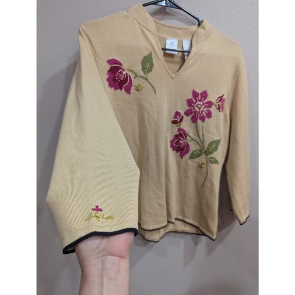 Pretty tan v-neck sweater w/pink floral detailing by Emma James size M - Picture 2 of 8
